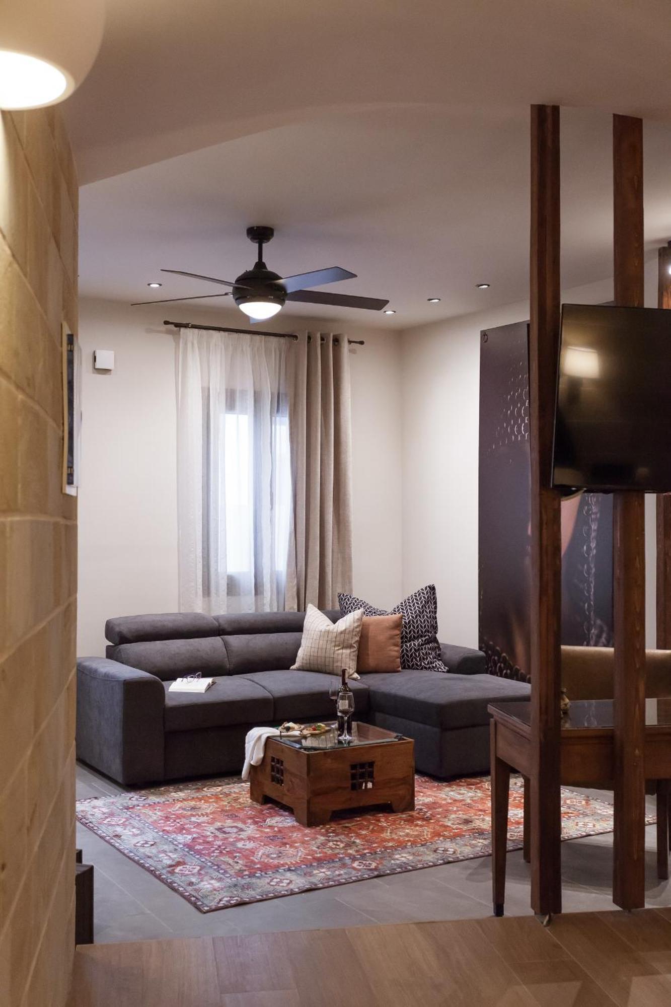 Utopia Luxury Suites - Old Town Rhodes City Exterior foto